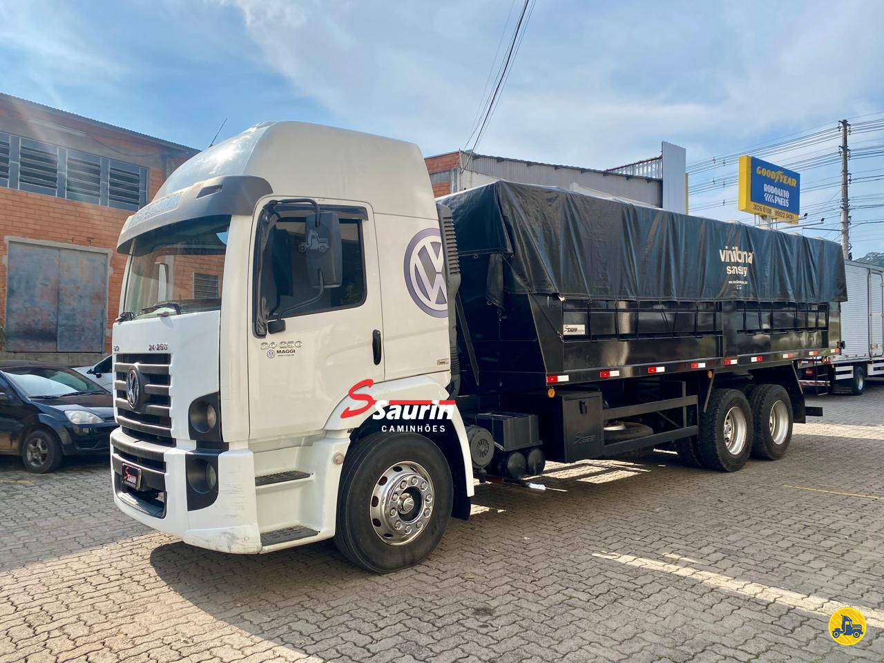 CAMINHAO VOLKSWAGEN VW 24250 Caçamba Basculante Truck 6x2 Saurin Caminhões SANTA MARIA RIO GRANDE DO SUL RS